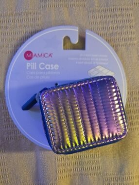 Miamica Iridescent Quilted Pill Case